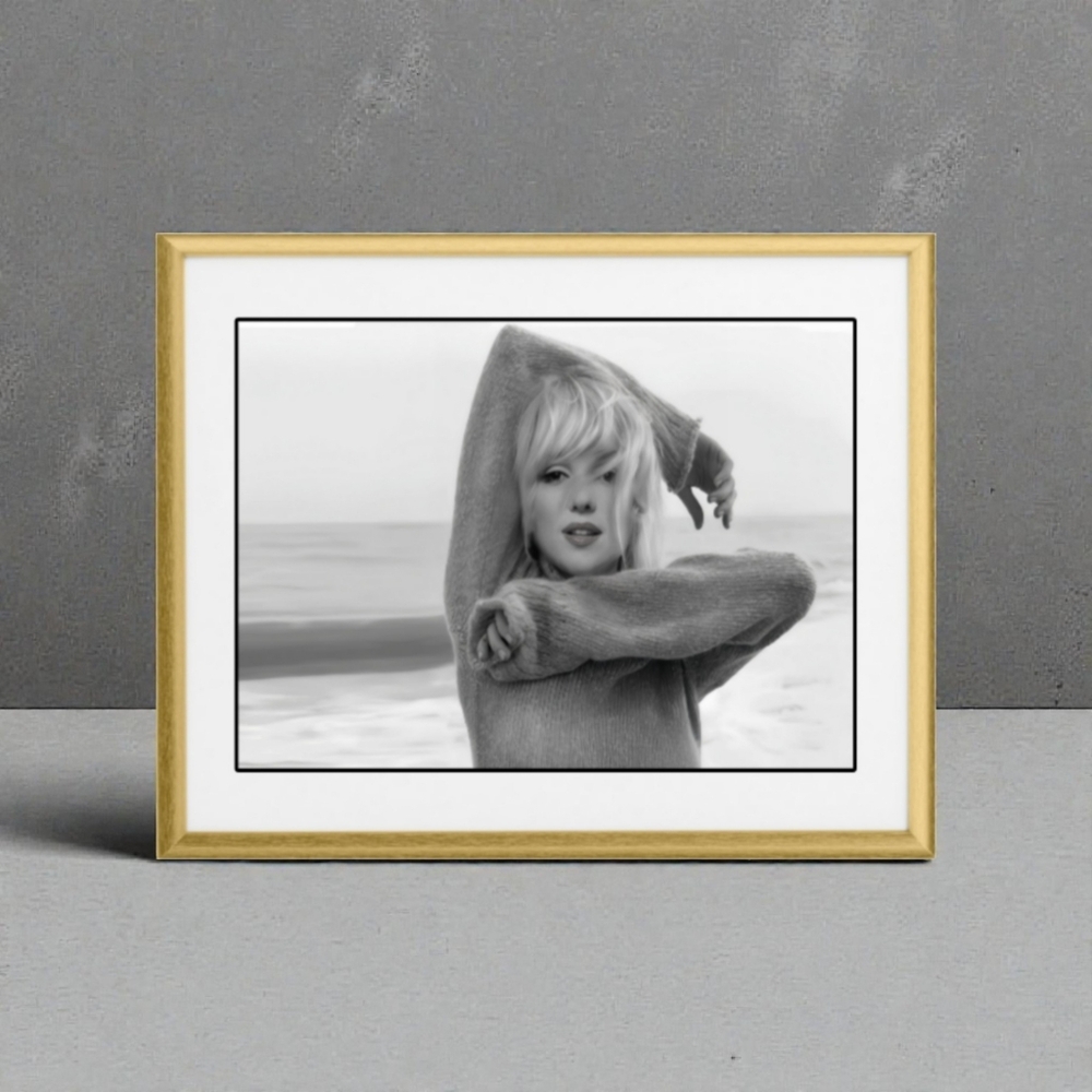 Framed Art Print Marilyn Monroe Custom Framed 11x14 SET GOLD OR BLACK MATTED - Picture 3 of 8